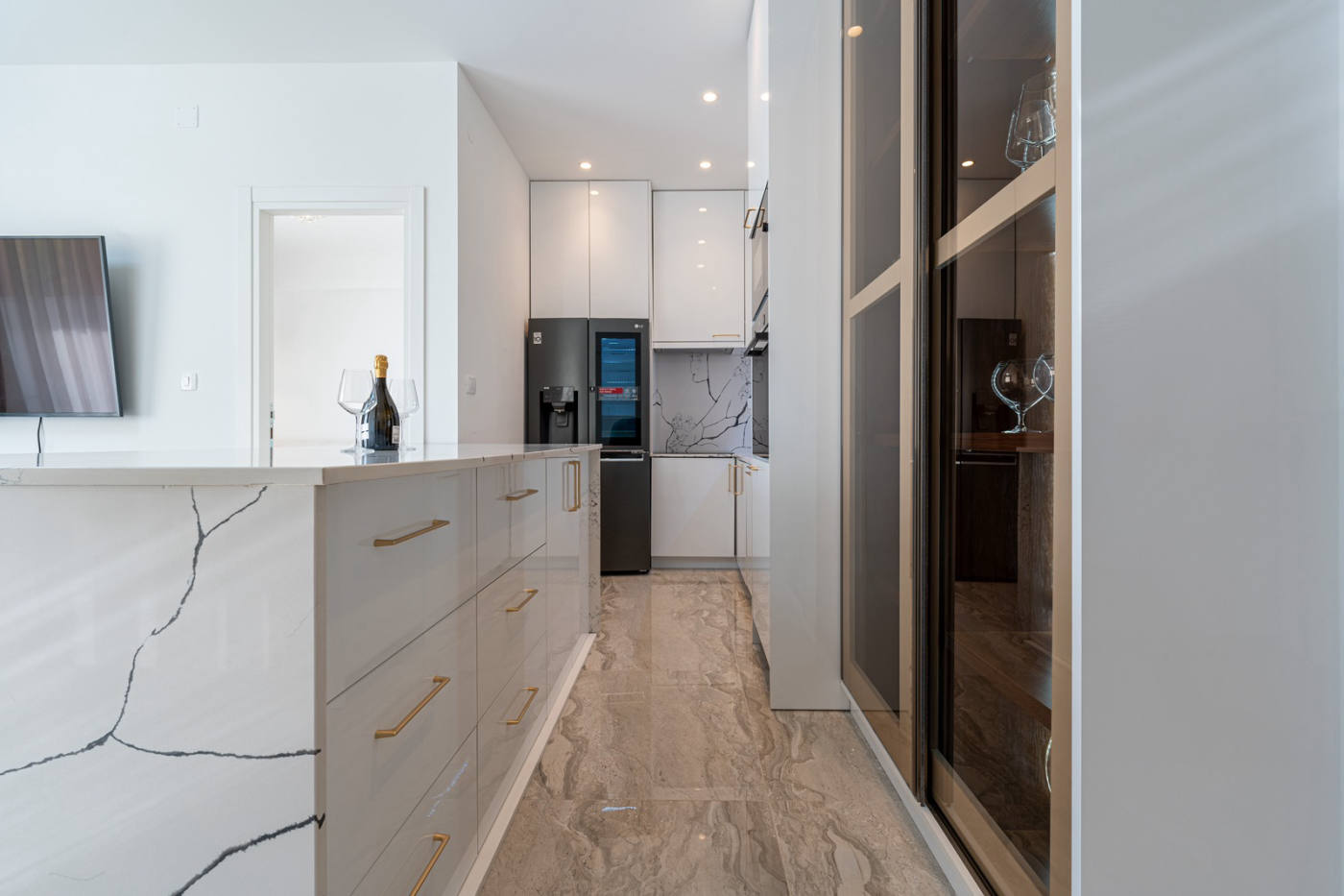 Квартира, 603 м², 275 000$ — FAKTOR